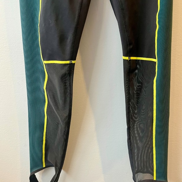 Trailblazer Women's Stir Up Leggings - Picture 12 of 14